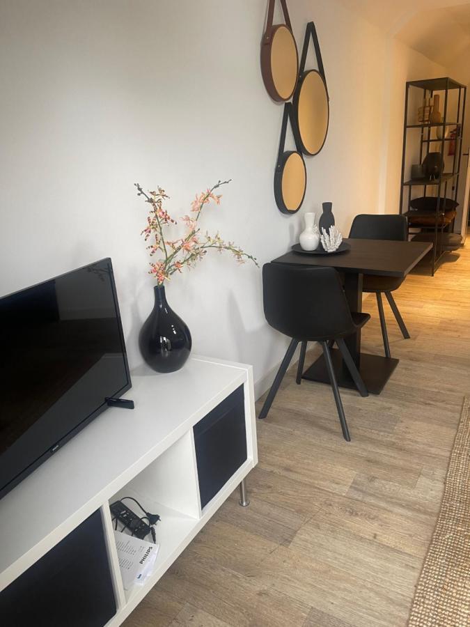 Le Garage Villa Veere Luaran gambar